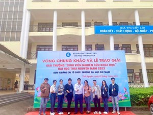 Sinh viên Viện CNSH – CNTP đạt giải tại chung khảo giải thưởng Sinh viên nghiên cứu khoa học Đại học Thái Nguyên năm 2023.