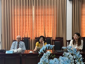 Viện CNSH – CNTP, Trường Đại học Nông Lâm Thái Nguyên trao đổi hợp tác với TS. John De Mallory (Australia) về hỗ trợ sinh viên, học viên cao học về nghiên cứu tại tỉnh Cao Bằng.